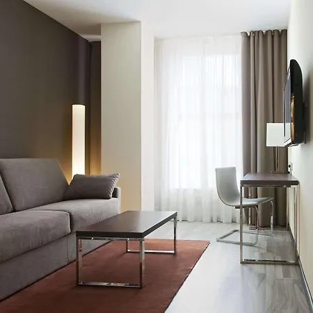 Nh Barcelona Diagonal Poblenou Hotel 4*