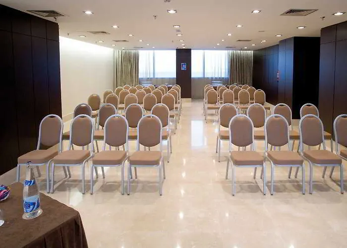 מלון Nh Diagonal Center ברצלונה