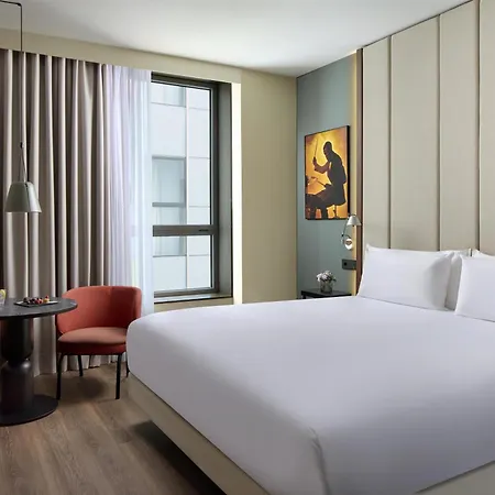Nh Diagonal Poblenou 4*