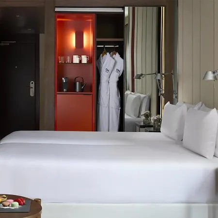 Nh Diagonal Poblenou Hotel 4*