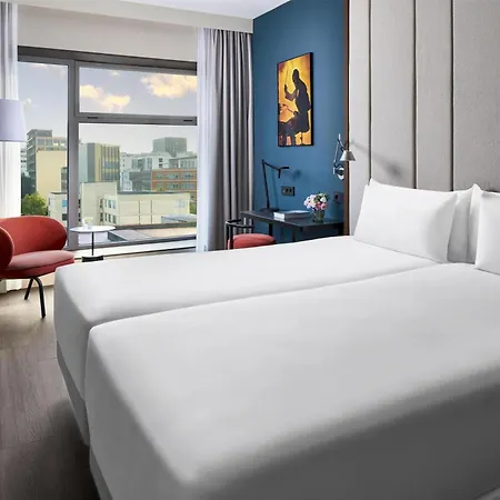 Hotel Nh Diagonal Poblenou 4*