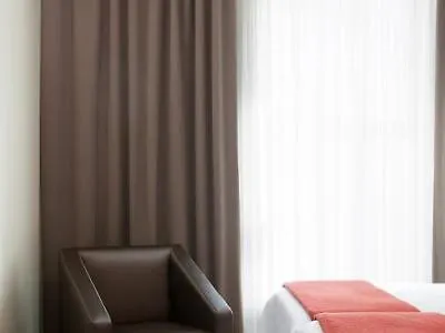 Nh Diagonal Center Barcelona